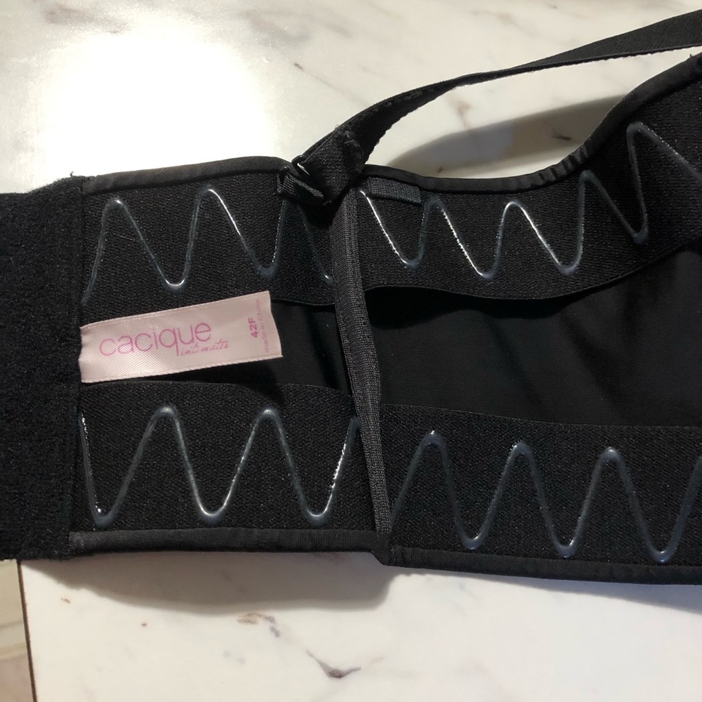 Bra - Picture 3 of 4